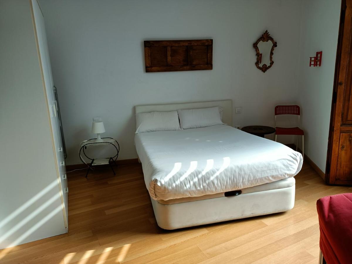 Tossal Apartment Valencia Exterior photo